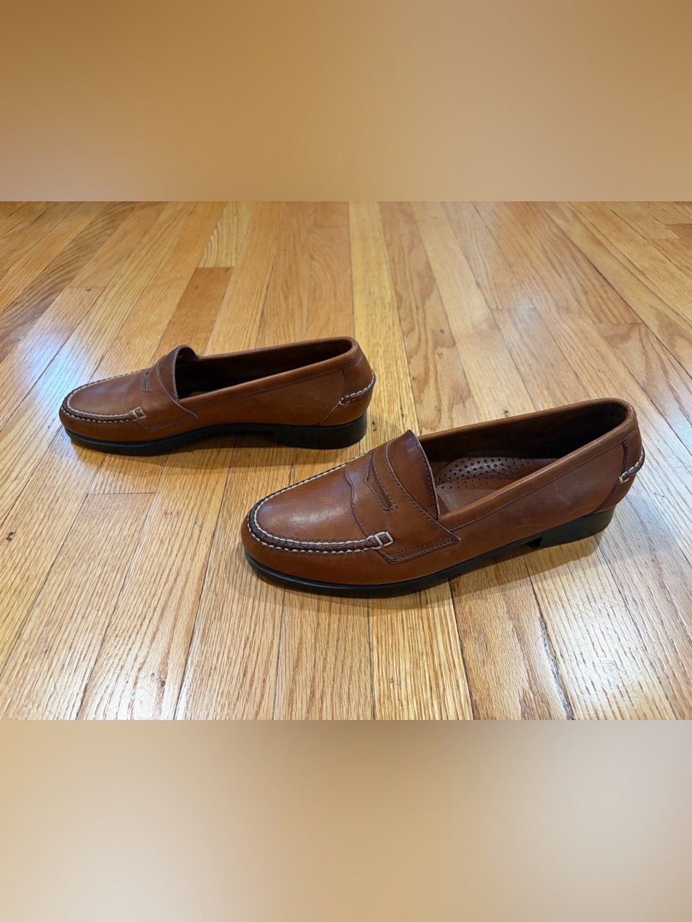 ๐ Brown L.L. Bean Leather Loafers - Picture 4 of 5